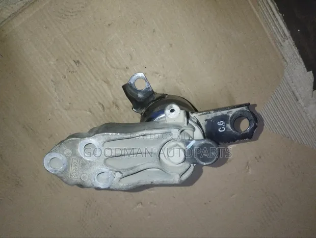 Mazda Demio Engine Mount (Used) - 1