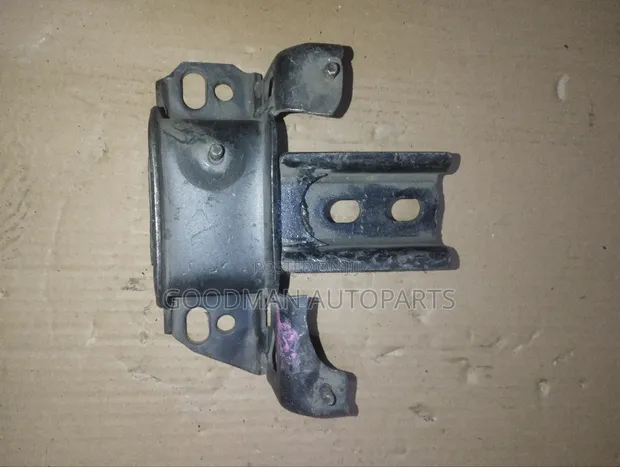 Mazda Demio Gearbox Mount - 1