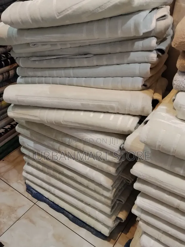 American Carpet 7x10 - Large Quality Floor Carpet - 1