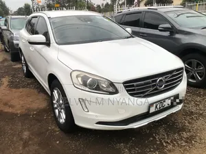 Volvo XC60 3.2 Premier AWD 2013 White