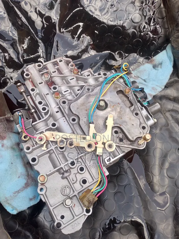 Nissan Wingroad Y11/B15 Valve Body - 1