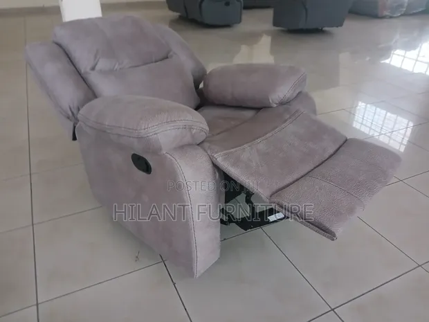 Luxury 1-Seater Fabric Recliner Sofa - Premium Comfort Chair - 1