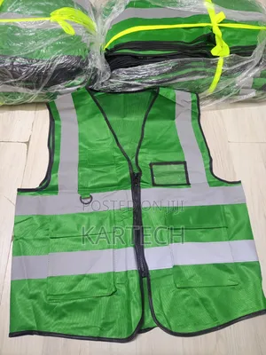 High Visibility Reflective Safety Vest with Pockets - Green