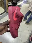 Air Jordan 1 Low SE Valentine's Day - 4