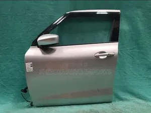 Suzuki Swift Mlango wa Mbele wa Kulia (2017)