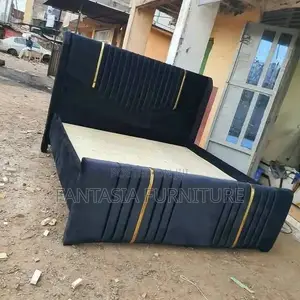 5x6 Black Chester Bed Frame with Gold Trim