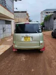 Toyota Sienta 1.5 FWD 2010 Green - 4