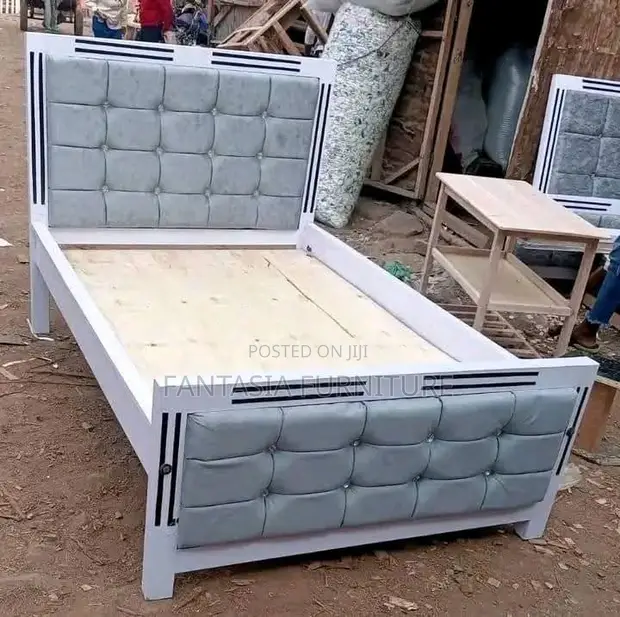 5x6 Sturdy White Mocket Bed - 1