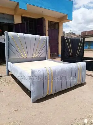 5x6 Grey Sunburst Chester Bed with Gold Accents