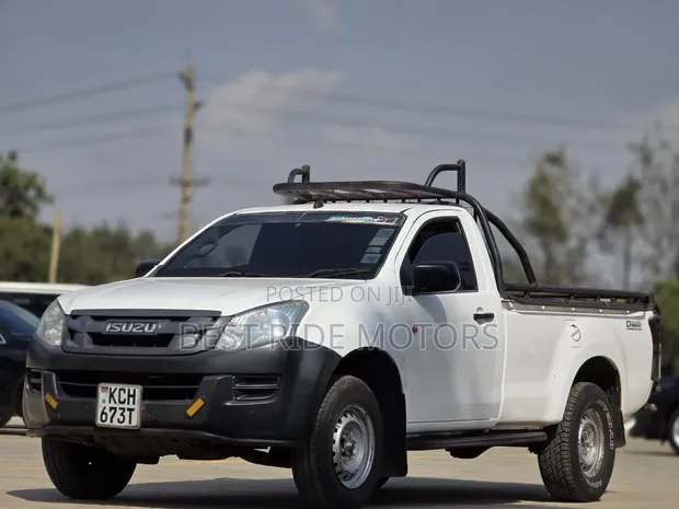 Isuzu D-MAX 2015 White - 1