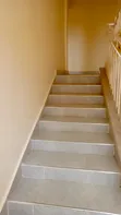 4 Bedroom Maisonette for Rent in Membley - 2