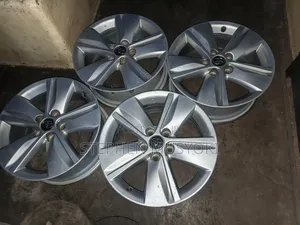 Toyota 17-inch Rims (Harrier, Vanguard, Alphard)