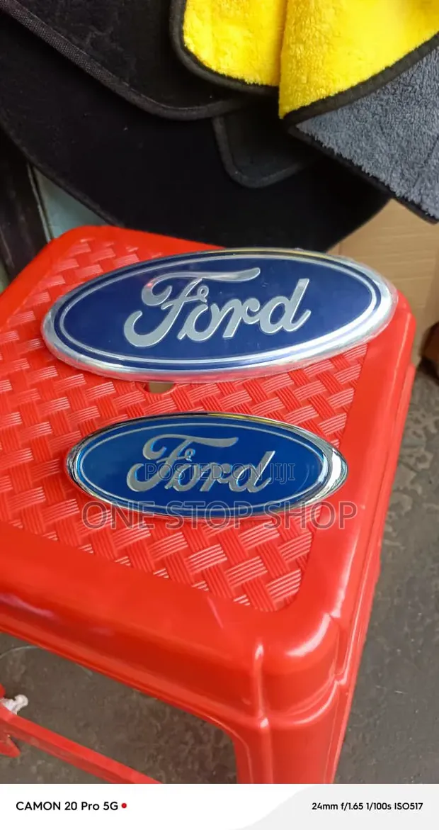 Ford Smooth Logo Emblem Overlay Decal (18cm) - 1
