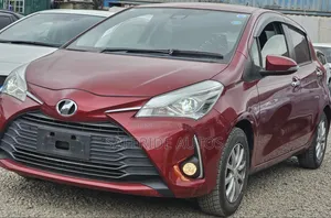 Toyota Vitz 1.3 FWD 5dr Hatchback 2019 Maroon