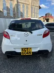 Mazda Demio 2012 White - 4