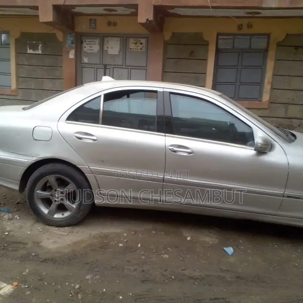 Mercedes-Benz C-Class C 200 Kompressor (W203 Facelift) 2004 Silver - 1
