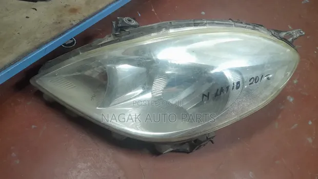 Nissan Latio 2012 Headlight (Non-Xenon) - 1