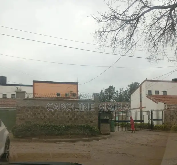 3 Bedroom House for Sale in Buruburu Phase II - 1