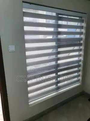 Stylish Horizontal Blinds for Offices