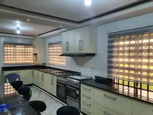Horizontal Blinds for Office Windows