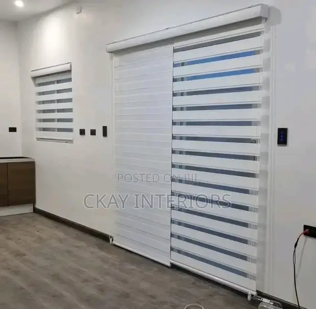 Beautiful Horizontal Blinds for Coordinated Homes - 1