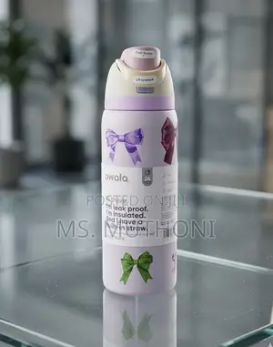 945ml Owala FreeSip Stainless Steel Water Bottle