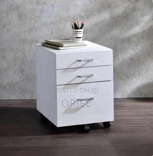 3-Drawer Mobile Pedestal Cabinet - Brown Wood - 1