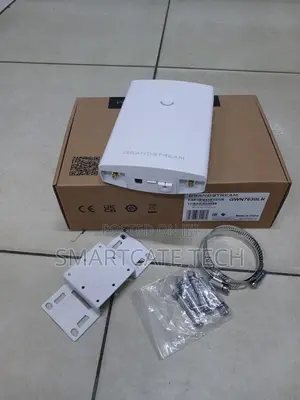 Grandstream GWN7630LR Outdoor Wi-Fi Access Point