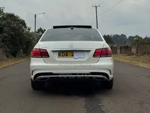 Mercedes-Benz E250 SV Premium 2014