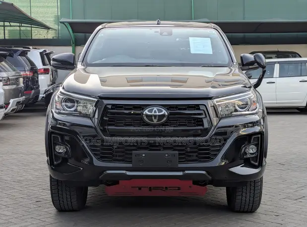 Toyota Hilux 2019 Double Cab Pickup - 1