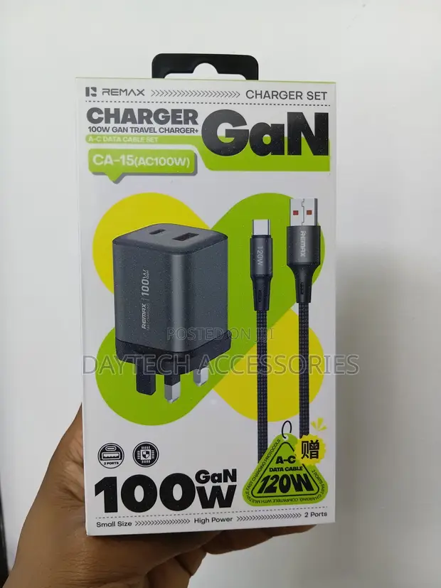 REMAX CA-15 100W GaN Foldable Travel Charger Set - 1