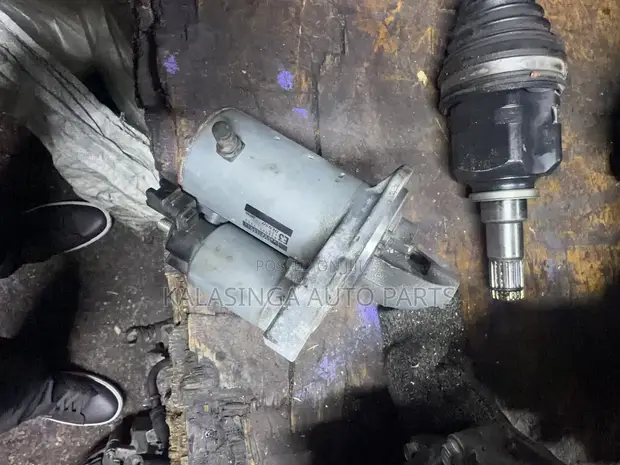Toyota Ractis Starter Motor - 1