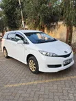 Toyota Wish 2011 White - 2
