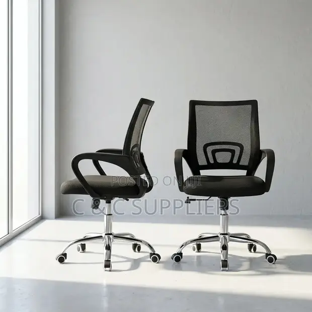 Medium Back Mesh Visitor's Chair - 1