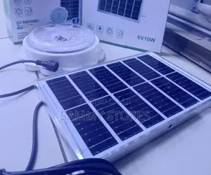 100W Solar Powered LED Ceiling Light with Remote