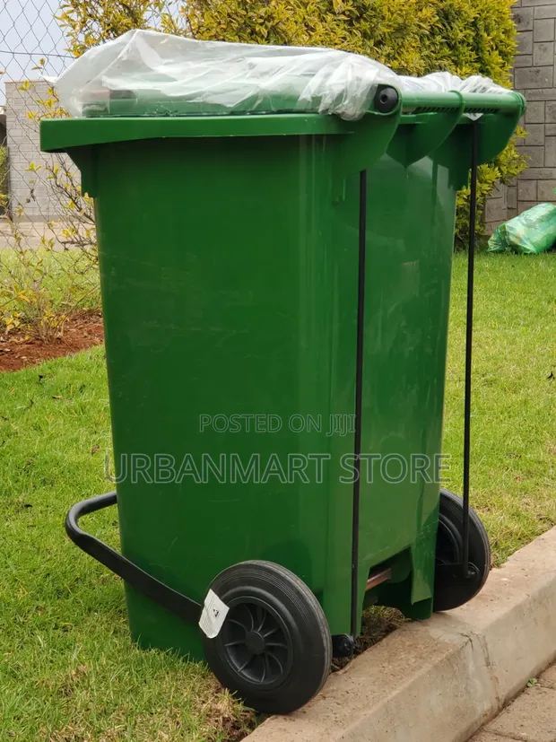 100L Mobile Garbage Bin with Foot Pedal - 1