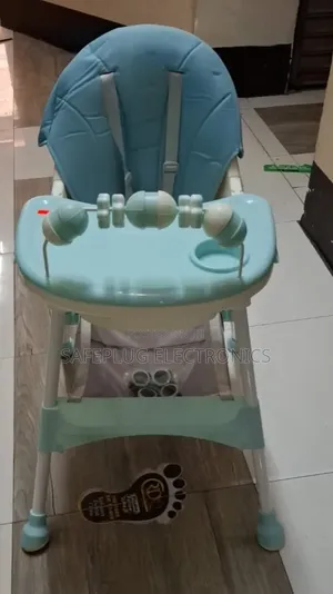 Multifunctional Baby Feeding Chair - Lightweight & Adjustable
