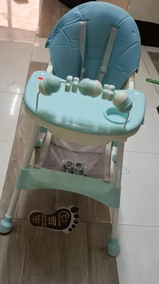 Baby Feeding Chair with Detachable Tray & Safety Belt - 1