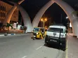 Toyota Grand HiAce Tour Van 2002 White - 1