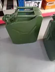 20 Litre Metal Jerry Can - Petrol/Diesel Storage - 2