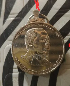 1998 President Moi 20th Anniversary Commemorative State Medal