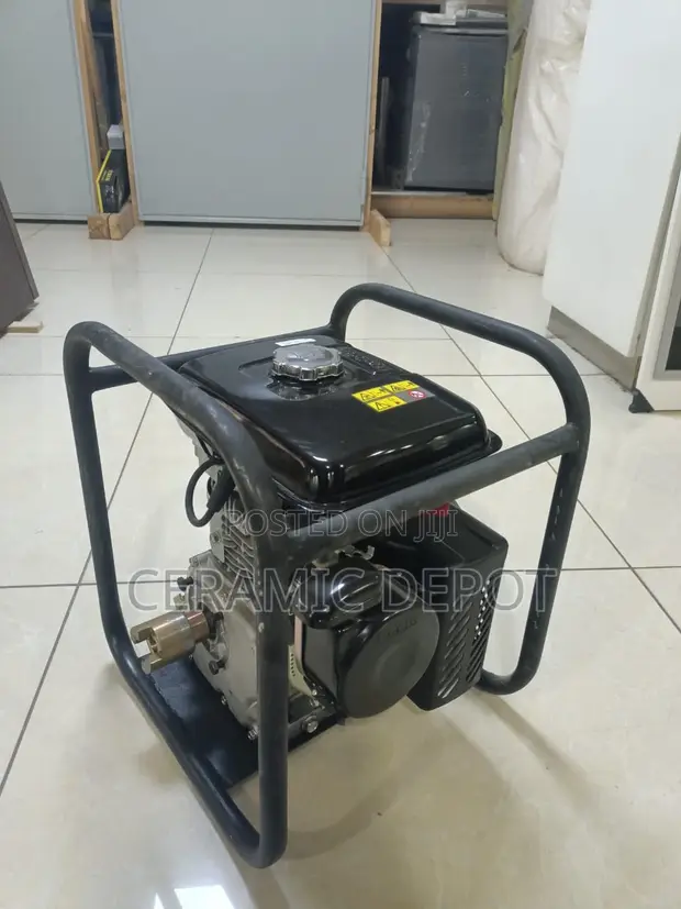 Robin Petrol Concrete Vibrator - 1