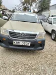 Toyota Hilux 2012 Gold - 1