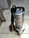 Freevel QDX 1.5-32-750f Submersible Water Pump 750W - 1