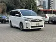Toyota Voxy V 2WD 7-Seater 2019 White - 2