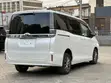 Toyota Voxy V 2WD 7-Seater 2019 White - 4