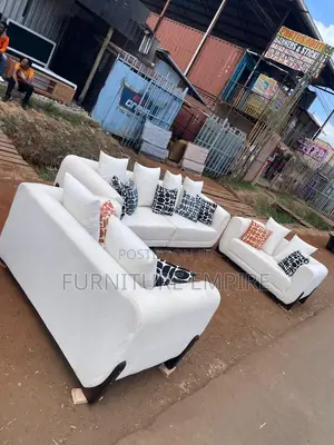 Set ya Sofa Nyeupe ya Viti 7 na Mito