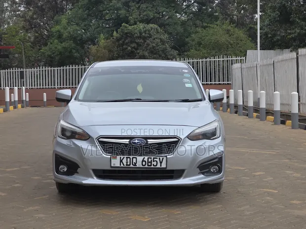 Subaru Impreza 2017 Silver - 1