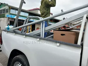 Kato 1 Ton Concrete Hoist - Brand New