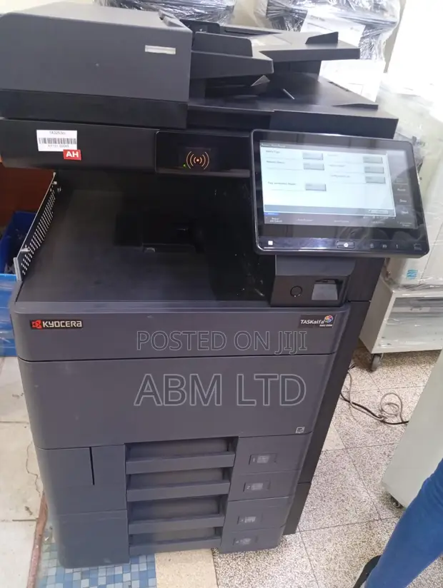 Kyocera Taskalfa 3252ci Color Laser MFP - 1